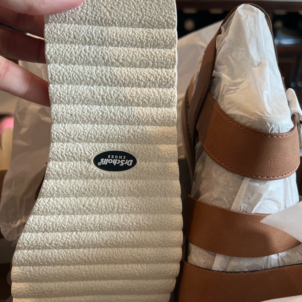 Sandals - Picture 3 of 4